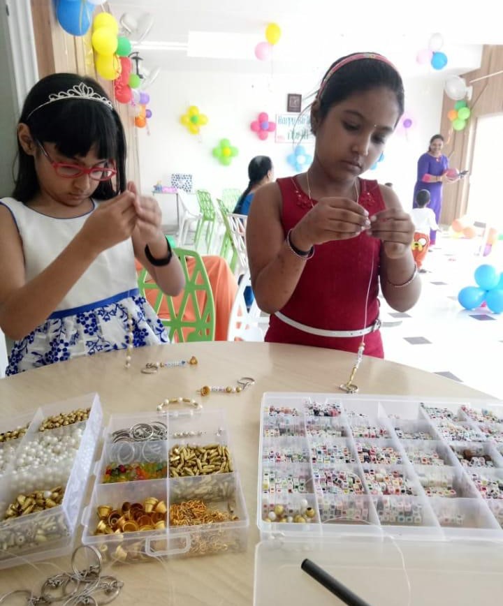 Artistic Jewellery Making